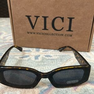 Vici sunglasses